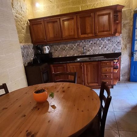 Ta Lucia Farmhouse With Private Pool And Bbq Villa Santa Luċija Eksteriør bilde