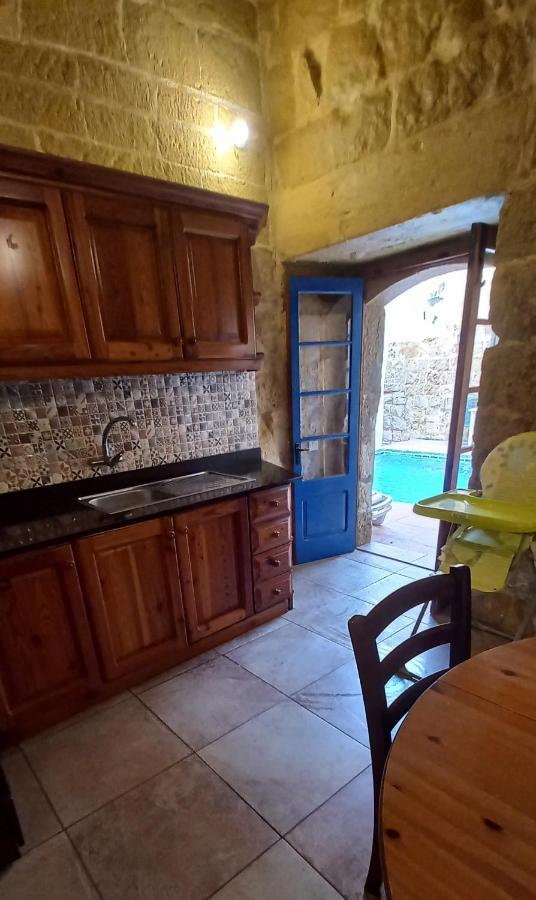Ta Lucia Farmhouse With Private Pool And Bbq Villa Santa Luċija Eksteriør bilde